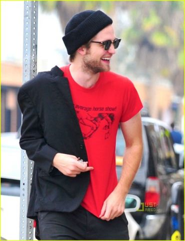 robert pattinson And Ray Ban 3016